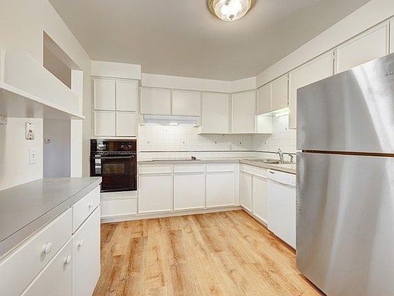 5th image of 227 Seminole Dr