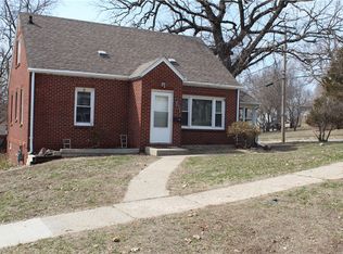 4144 10th St, Des Moines, IA 50313