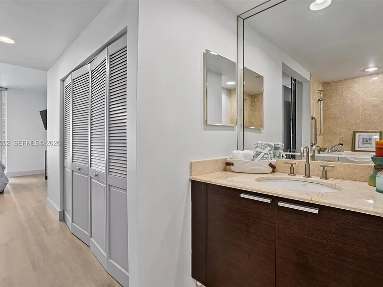 3535 S Ocean Dr #1703 — Photo 32