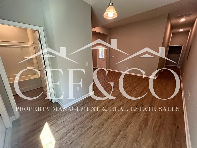 258 Ernest L Collins Ave #B — Photo 14