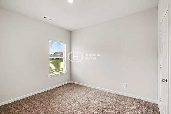 1267 Fendt Dr — Photo 15