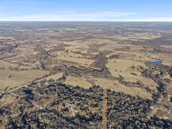 N 3040th Rd, Foster, OK 73434