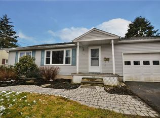 320 Lawrence Ave, North Syracuse, NY 13212