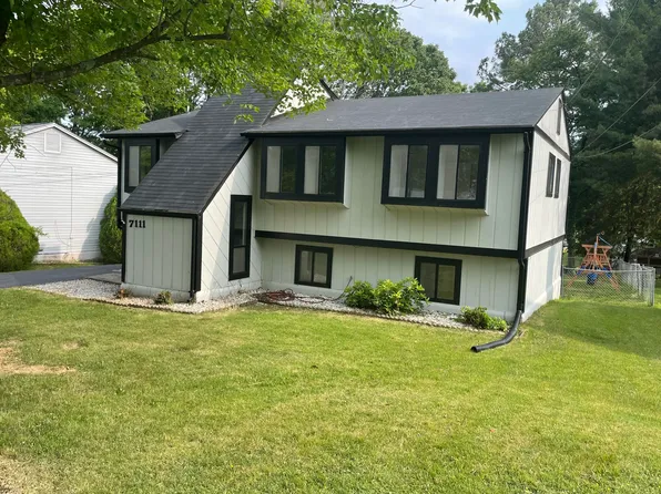 7111 Crosstimbers Trl, Roanoke, VA 24019