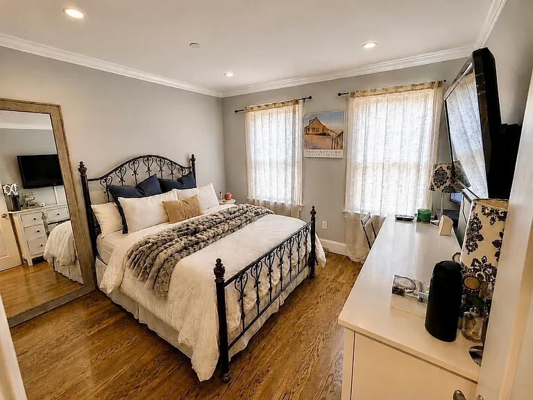 162 O St #1 — Photo 4