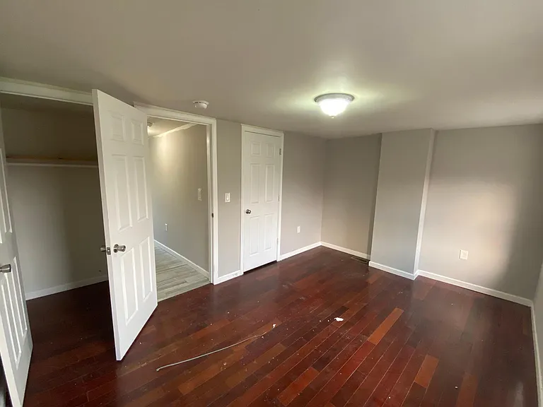 1637 W Stiles St #2 — Photo 12