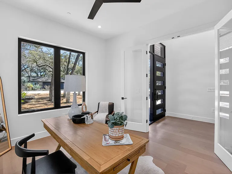 434 Brady Ln — Photo 21
