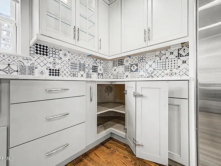 521 W Mariposa St #MAIN — Photo 14