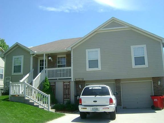 5th image of 18413 E Blackhawk Trail