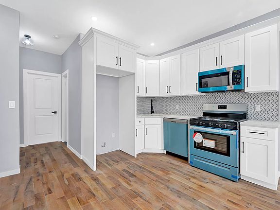 2nd image of 3492 Kingsland Ave