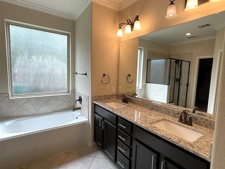 14831 Raleighs Meadow Ct — Photo 18