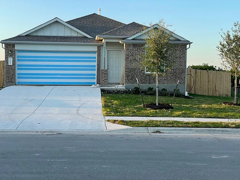3312 Dusted Daisy St — Photo 4