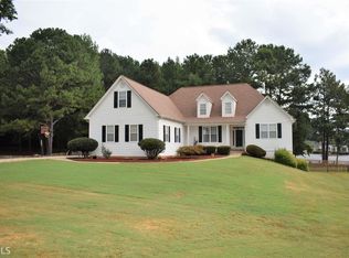 7 Morning Dove Ln, Newnan, GA 30265
