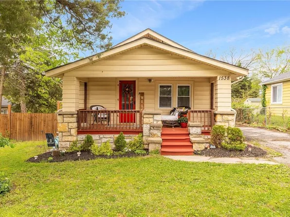 1538 S 49th Ter, Kansas City, KS 66106