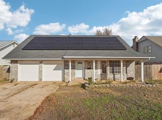 317 Wewoka Dr, Norman, OK 73071