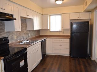 1295 Glyndon Dr, Virginia Beach, VA 23464