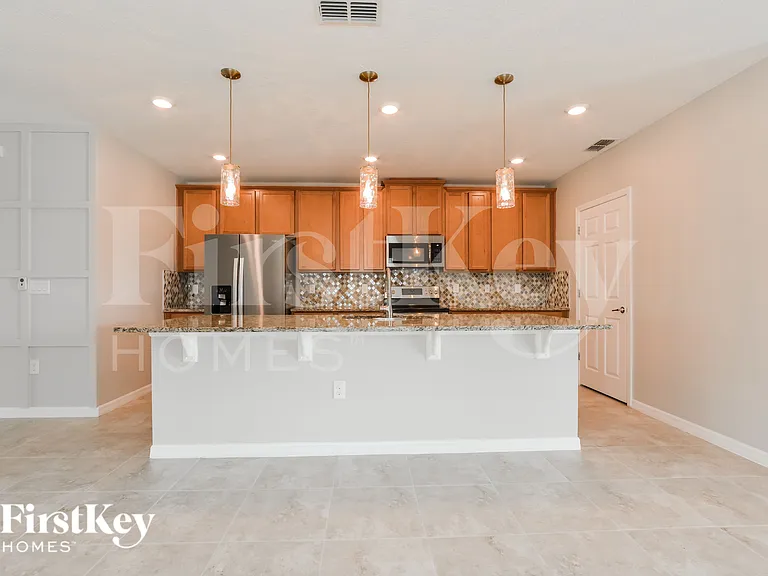 606 Black Eagle Dr — Photo 5