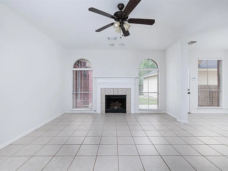 107 N Sunny Slope Cir — Photo 8