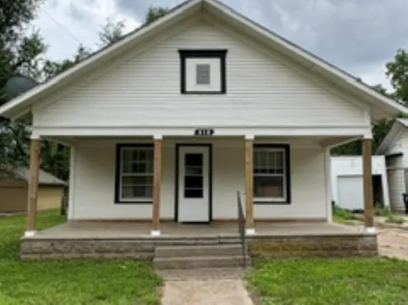 619 W Locust Ave, El Dorado, KS 67042