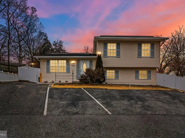 1436 Regent St, Annapolis, MD 21403