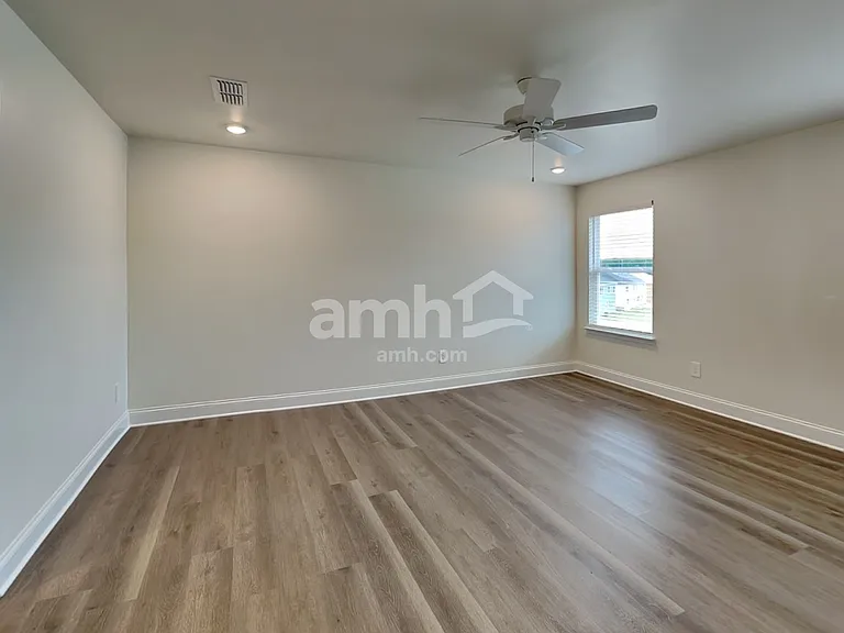 3337 Emzy Dr — Photo 9
