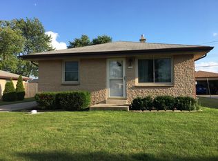2309 W Carpenter Ave, Milwaukee, WI 53221