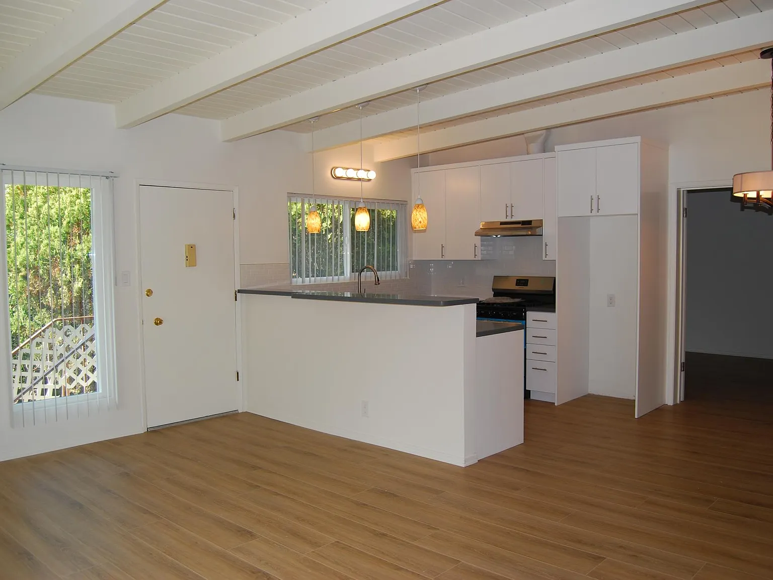 3 bed, $4,450 — Photo 1