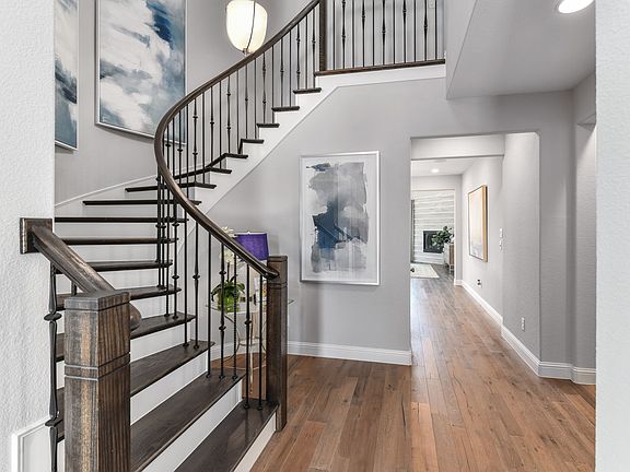 Plan 1118 Staircase Representative Image