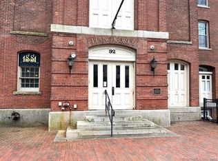 92 Main St APT 206, Deep River, CT 06417