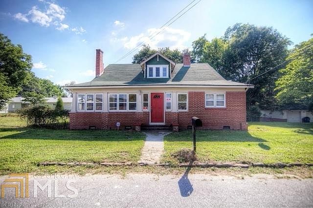 2nd image of 5857 Humphries St