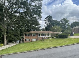 1292 Cherokee Trl, Lawrenceville, GA 30043