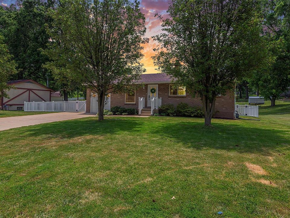 1st image of 428 McLaughlin Dr