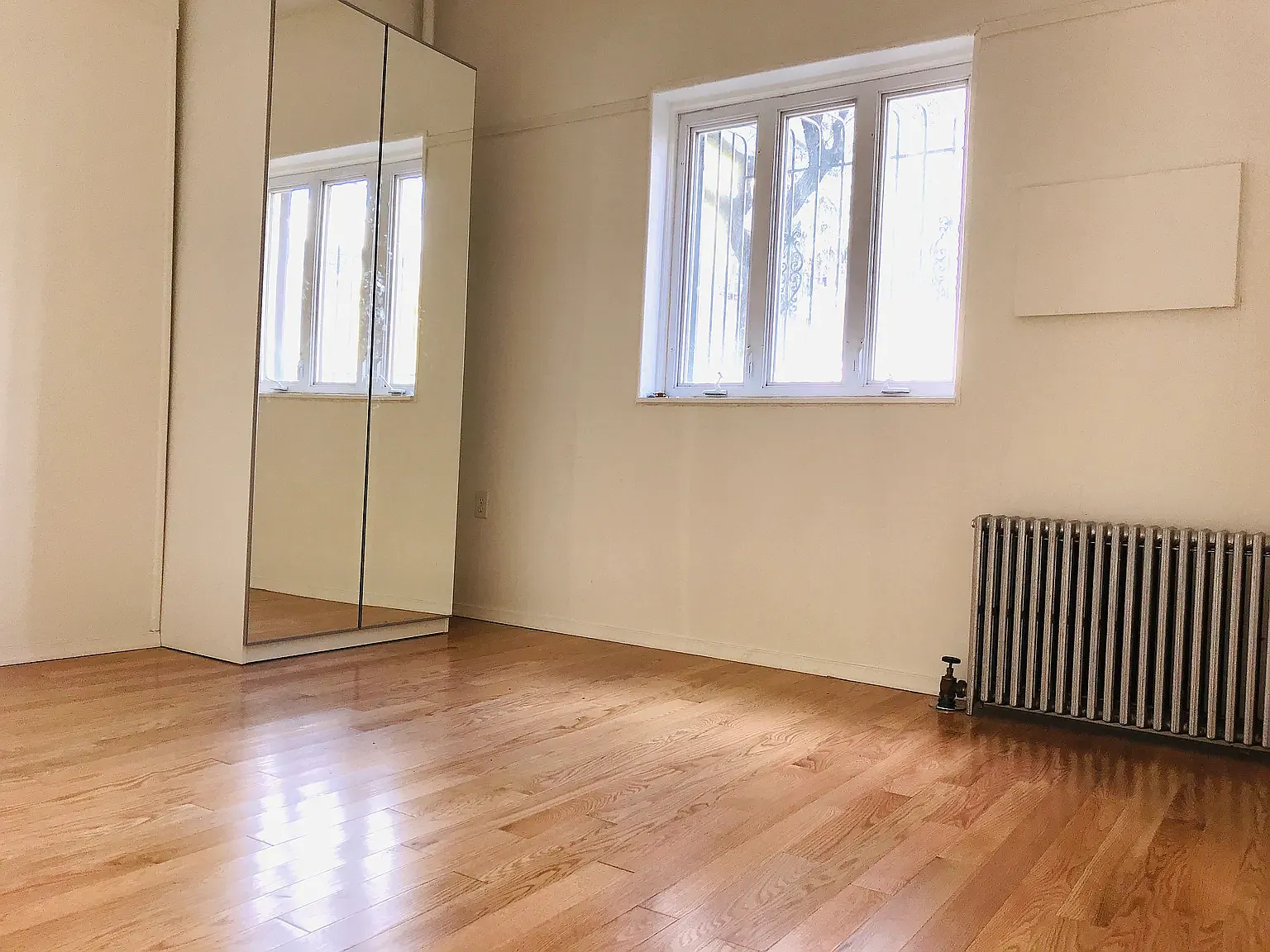 196 West 9th Street — Photo 4