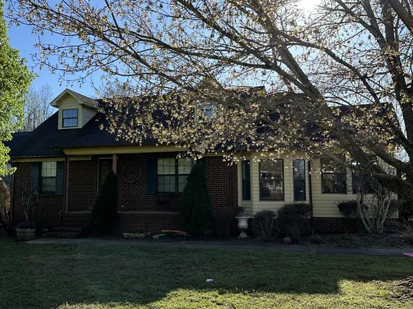 472 Creek Ln, McMinnville, TN 37110