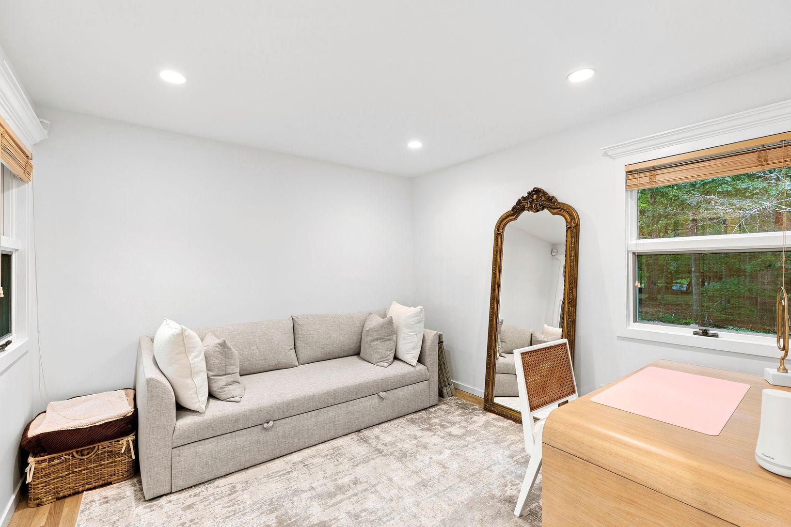  ROOM OFF THE ENTRY FOYER