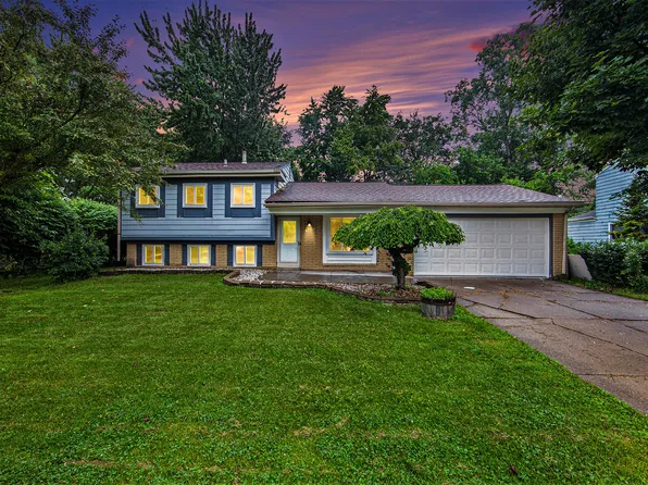 3675 Anvil Dr, Troy, MI 48083