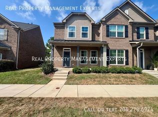 5666 Stafford Rd, Charlotte, NC 28215