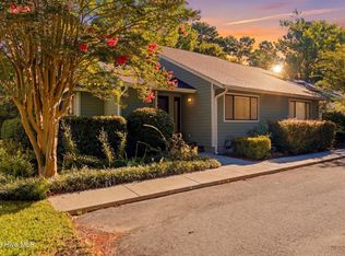 301 Crooked Creek Rd, Wilmington, NC 28409