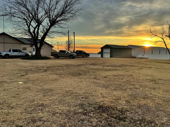 708 S Main Ave, Meno, OK 73760