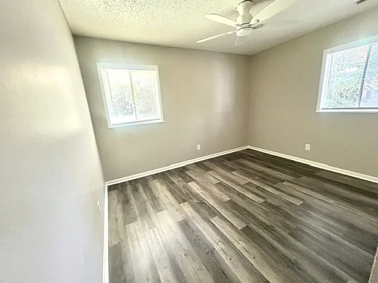 2307 Mount Vernon Rd NW — Photo 7