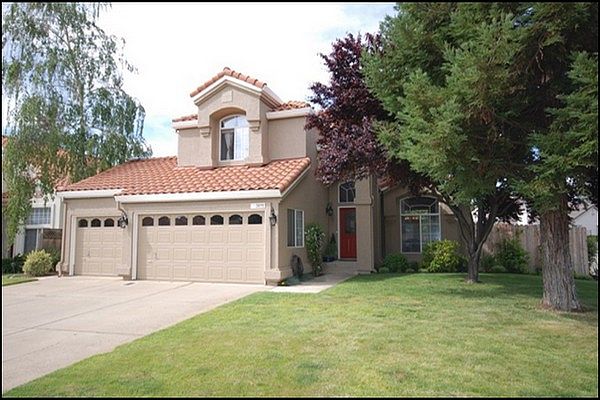 1st image of 3619 Amethyst Dr