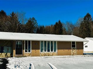 215 Mahoning Heights Rd, Lehighton, PA 18235
