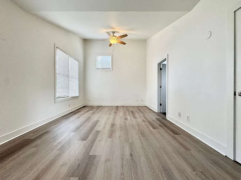 5706 Burgess Ave — Photo 17
