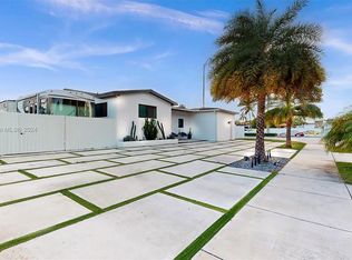 8630 SW 20th St, Miami, FL 33155