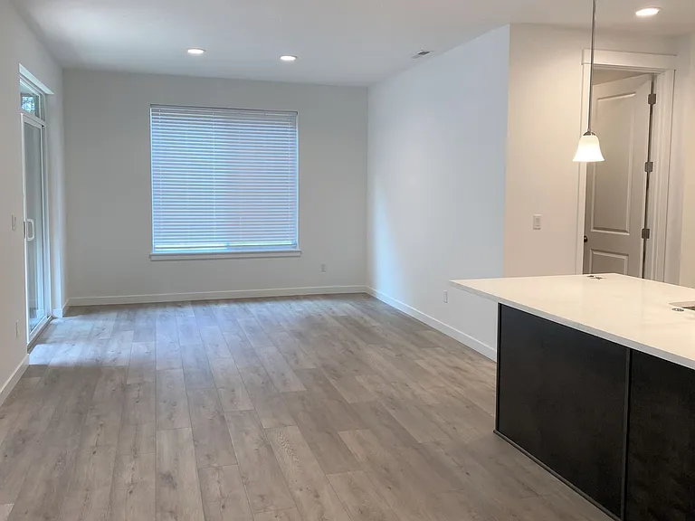 17705 SW Lockwood Ct — Photo 7
