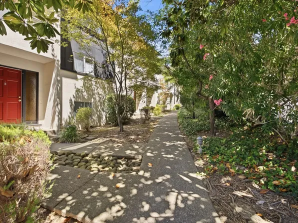 81 Corte Lenosa #D, Greenbrae, CA 94904