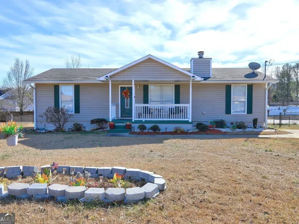 70 Grove Creek Dr, Locust Grove, GA 30248