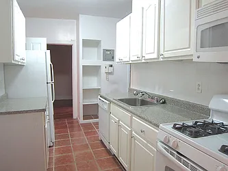 Rented by City Connections Realty