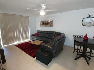 10451 W Broward Blvd APT 410, Fort Lauderdale, FL 33324