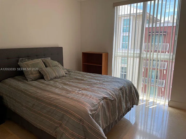 7275 SW 89th St #B522 — Photo 7